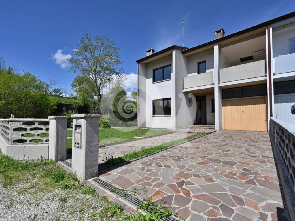 Villetta a schiera a Tarcento - Foto 3