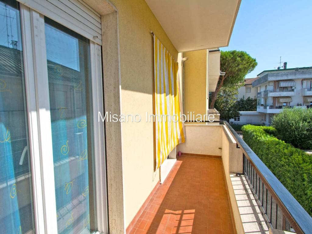 Appartamento a Misano adriatico in Via Luigi Settembrini, 46 - Foto 4