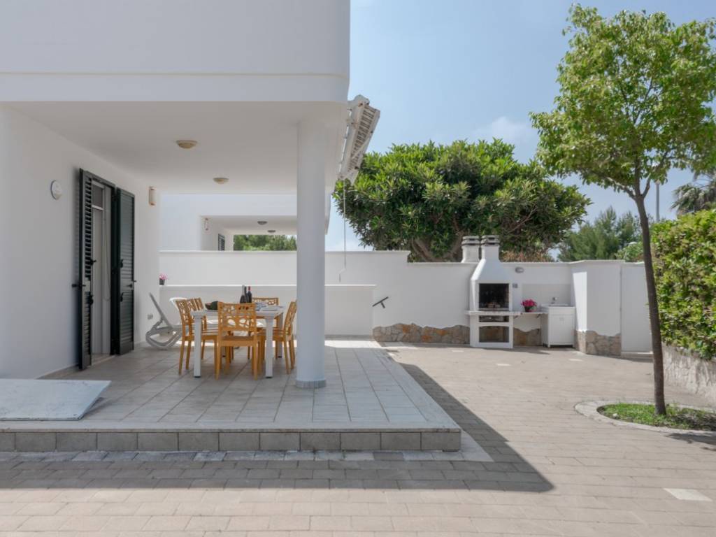 Villa a Salve in Via Papa Giovanni XXIII - Foto 3