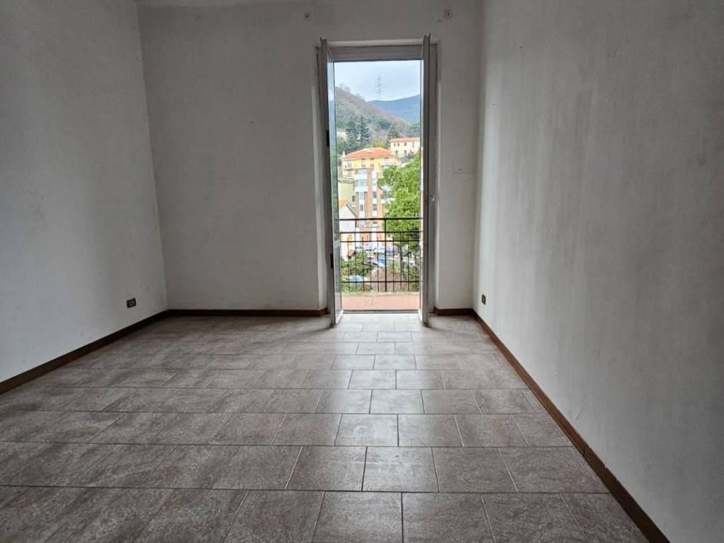Appartamento a Genova in Via Borzoli - Foto 4
