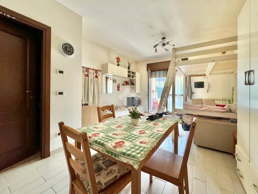Appartamento a Viterbo in Via Igino Garbini, 1 - Foto 4