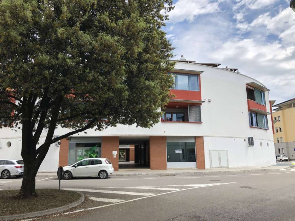 Immobile a Cordenons in piazza della Vittoria, 36 - Foto 4