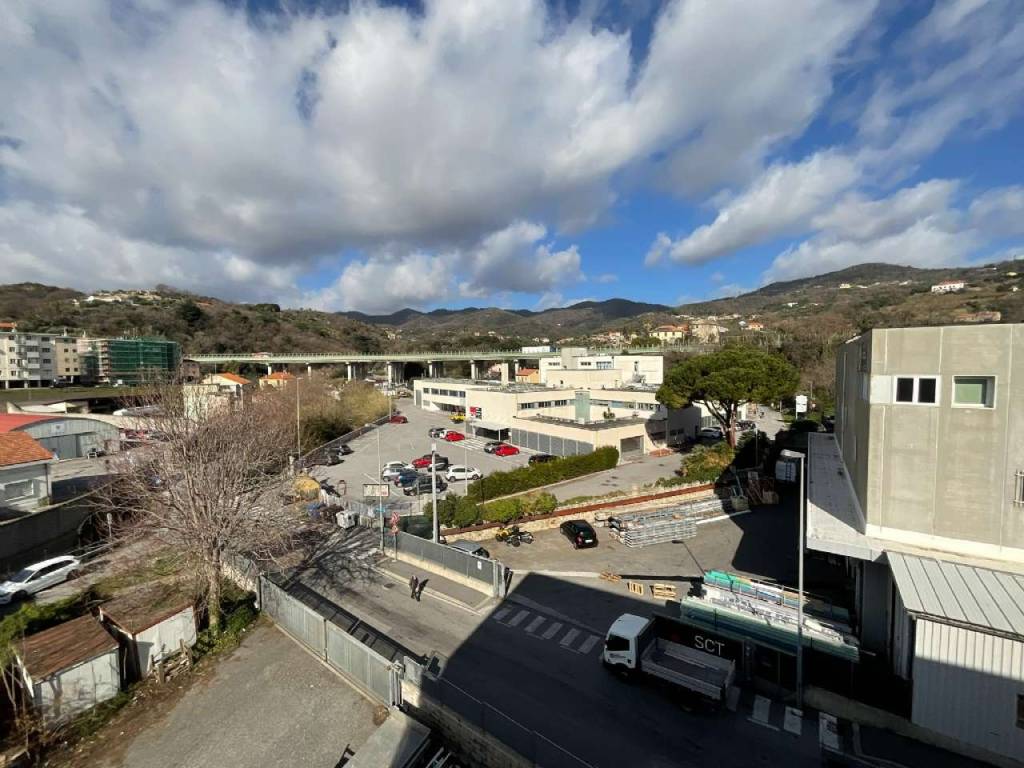 Immobile a Savona in via Molinero 2/A - Foto 3