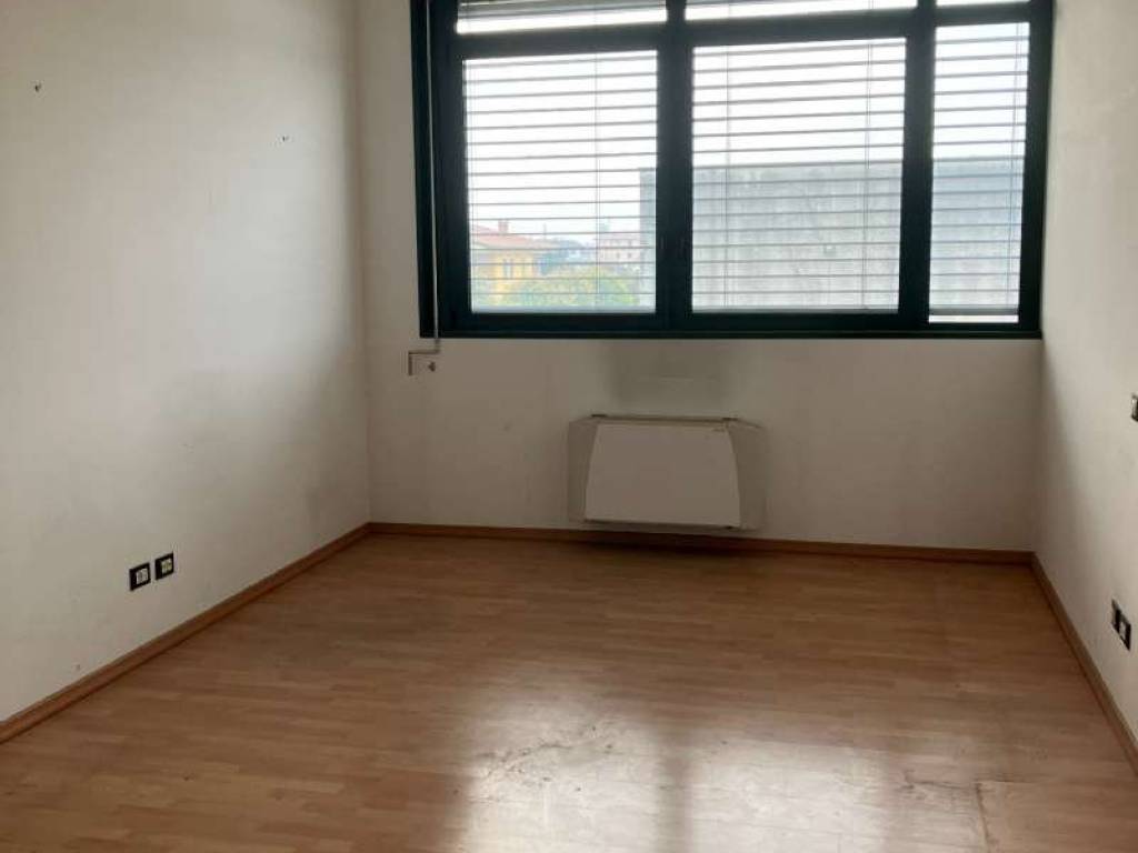 Immobile a Rovigo in via Lorenzo Einaudi 78 - Foto 3