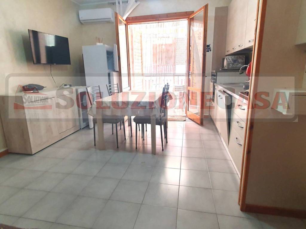Appartamento a Sant'alessio siculo in Via Lungomare, 66 - Foto 2