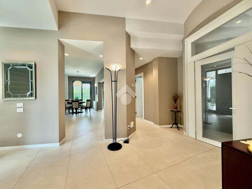 Villa a Abano terme in Via San Bartolomeo, 25 - Foto 2