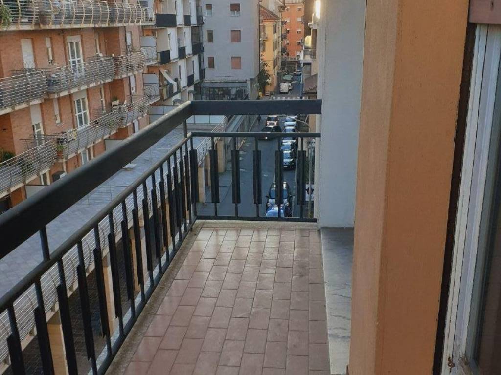Appartamento a Acqui terme in Corso Bagni - Foto 4