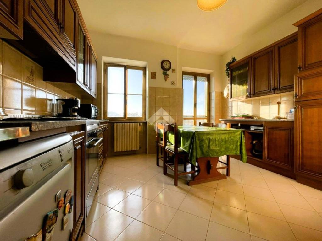 Villa a Cisterna di latina in Via Kennedy, 64 - Foto 2