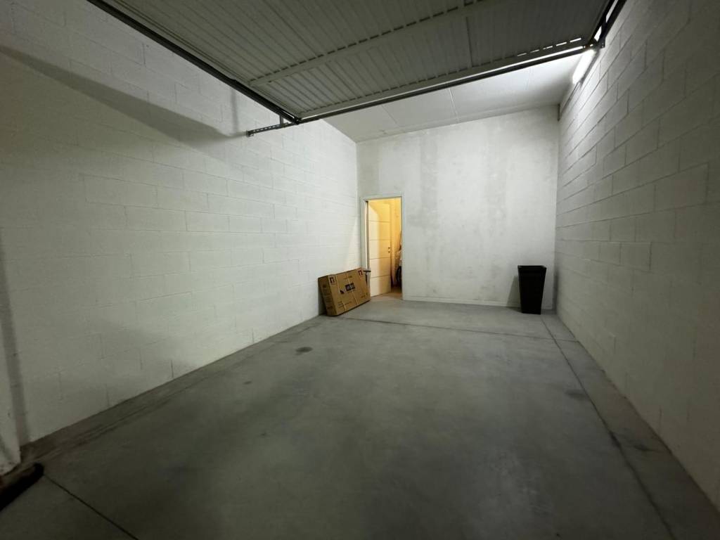 Box / garage a Jesolo in Via Domenico Modugno - Foto 3