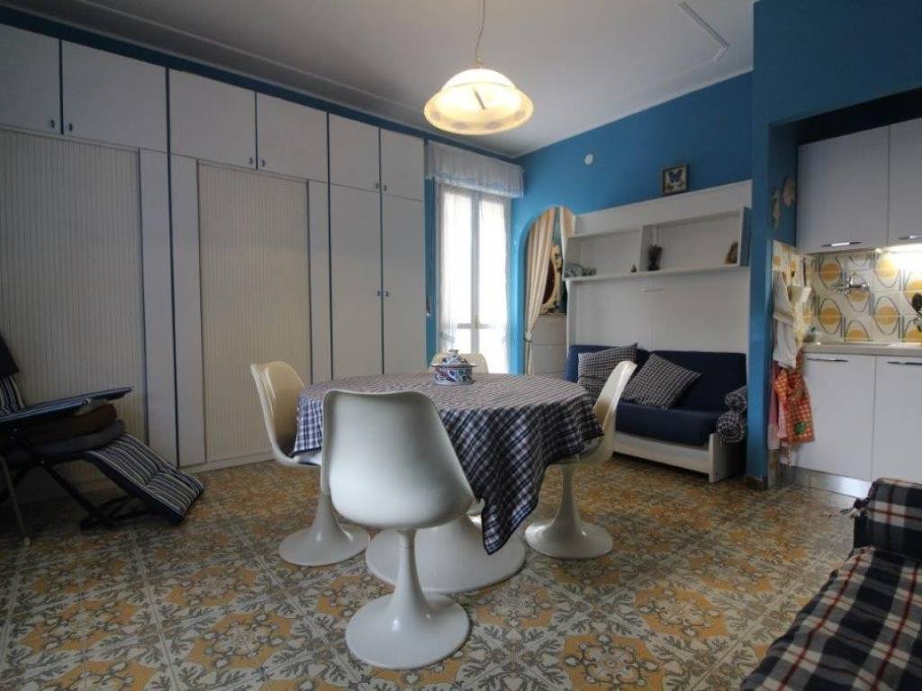 Appartamento a Ceriale in Via Padova, 5 - Foto 2