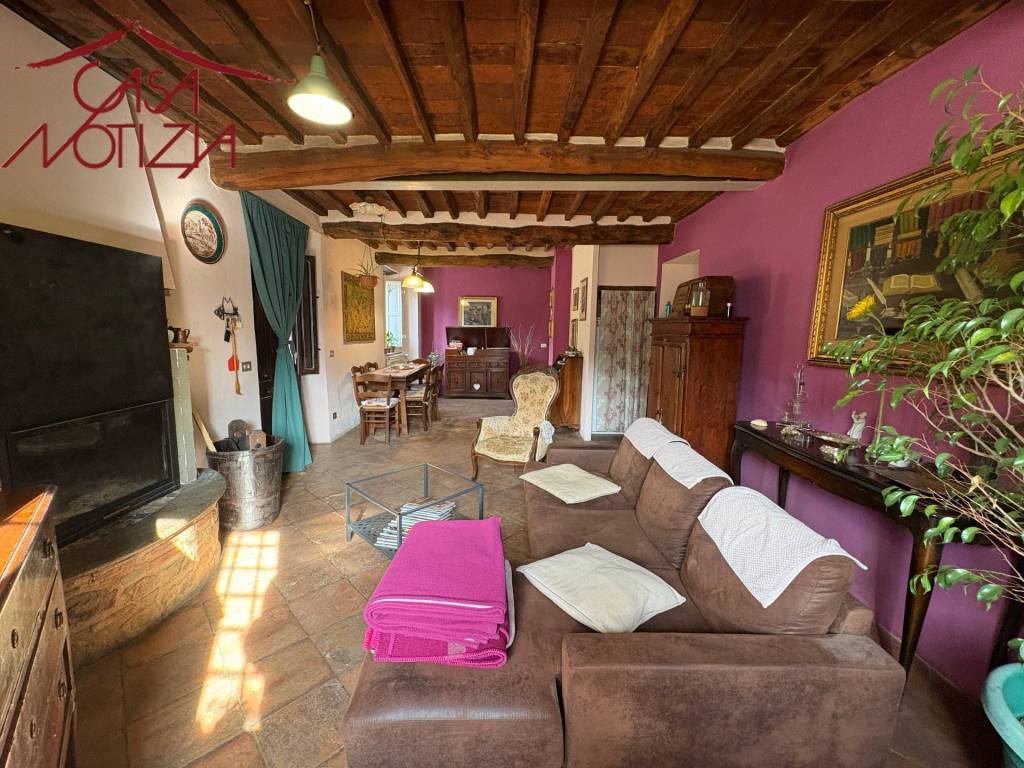 Casa indipendente a Lucca in Via di Mastiano e Gugliano - Foto 4