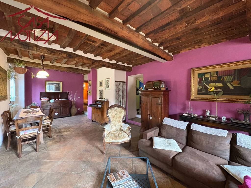 Casa indipendente a Lucca in Via di Mastiano e Gugliano - Foto 5