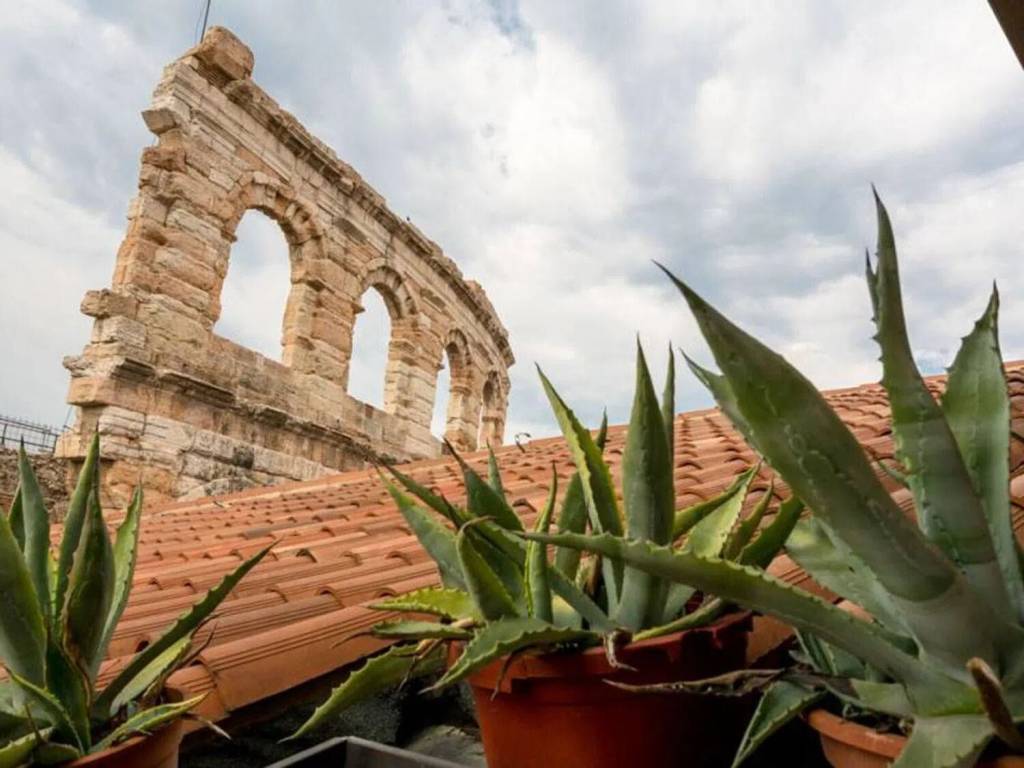 Appartamento a Verona in Via Anfiteatro, 14 --5 - Foto 3