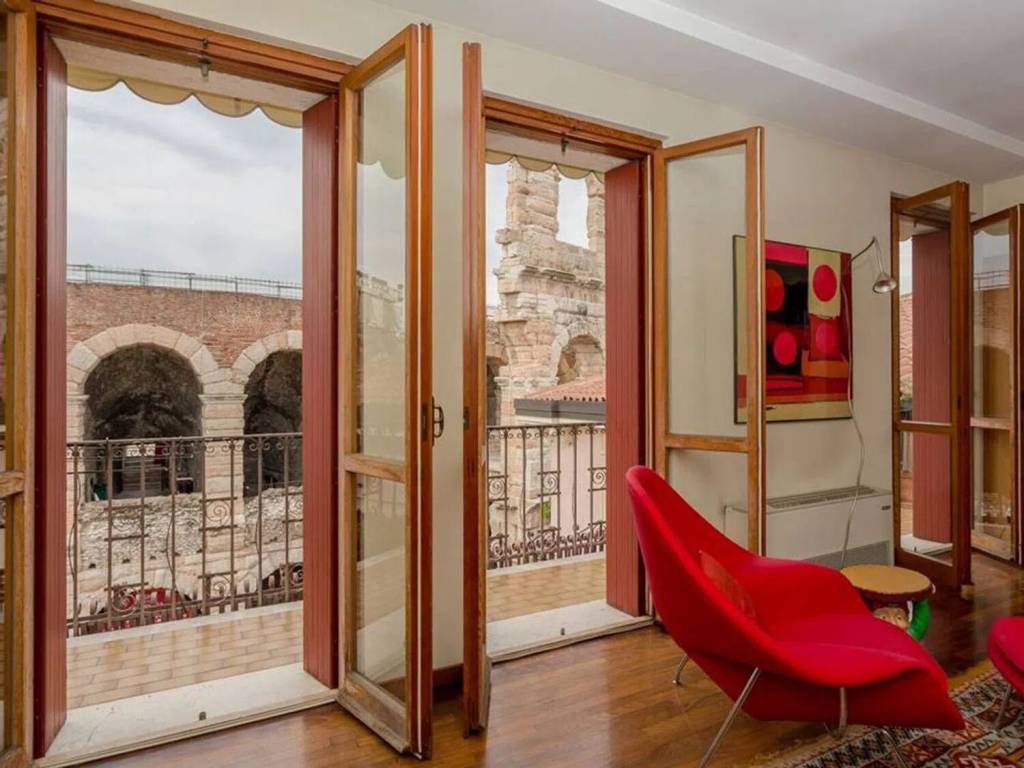 Appartamento a Verona in Via Anfiteatro, 14 --5 - Foto 4