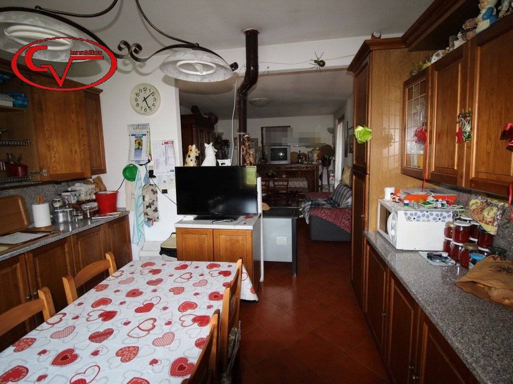 Appartamento a Loro ciuffenna in Via Genova - Foto 2