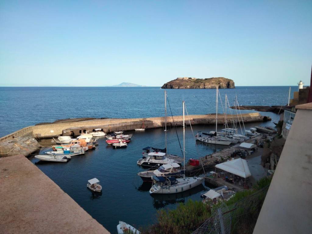 Appartamento a Ventotene in Via Roma - Foto 2