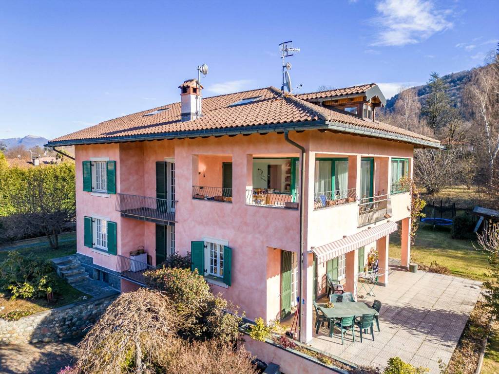 Villa a Marchirolo in Via Mattone, 36 - Foto 4