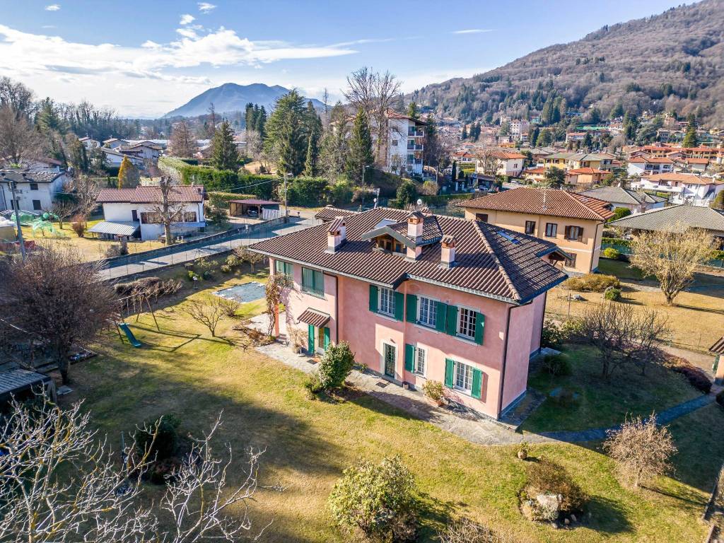 Villa a Marchirolo in Via Mattone, 36 - Foto 5