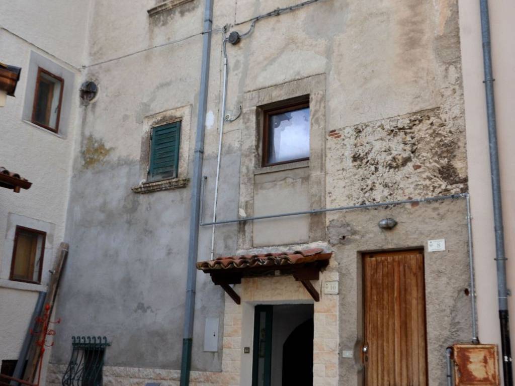 Appartamento a Ovindoli in Via della Chiesa - Foto 2