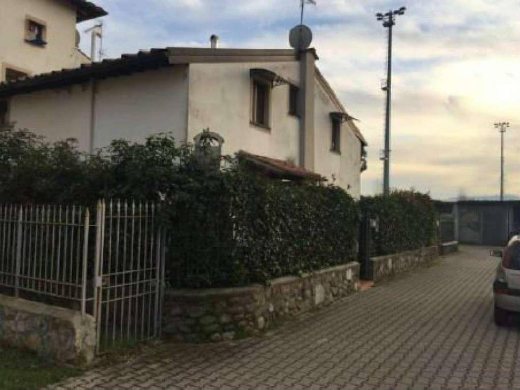 Appartamento a Montemurlo in via Oglio 15 - Foto 4