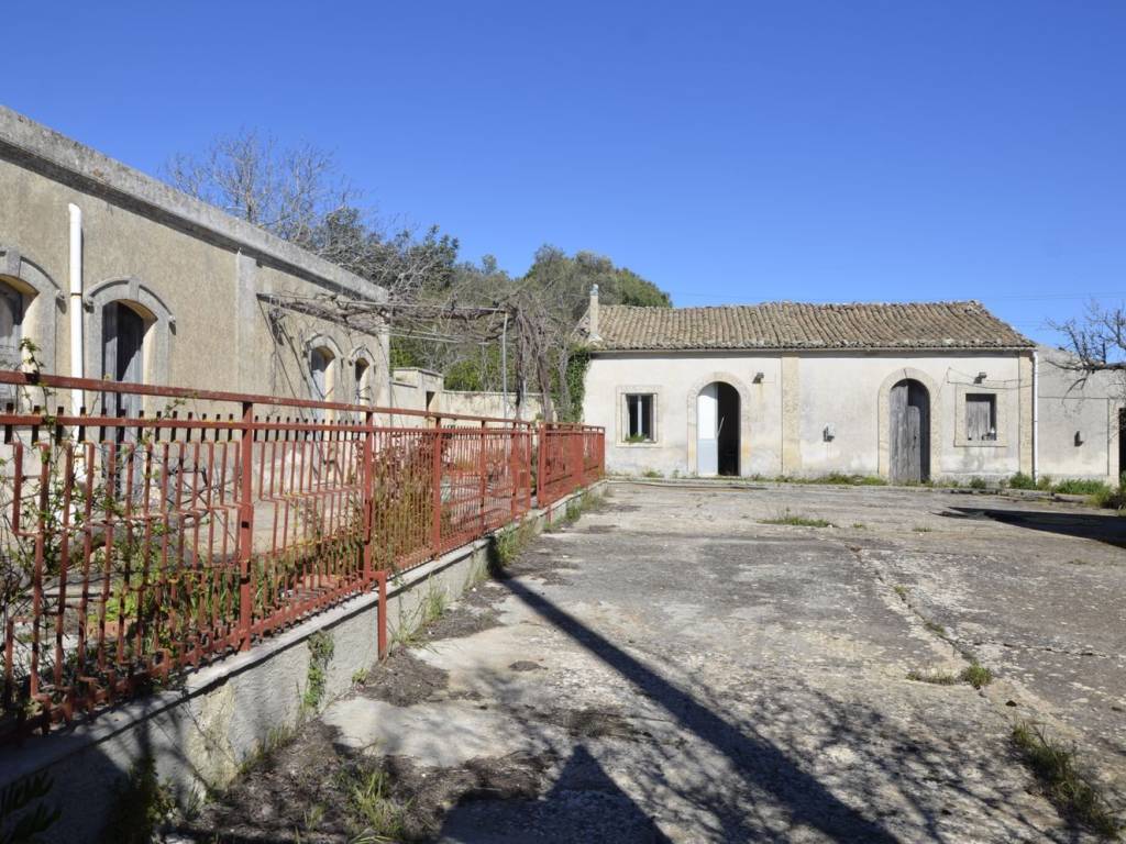 Rustico / casale a Noto in Strada del Castelluccio - Foto 3