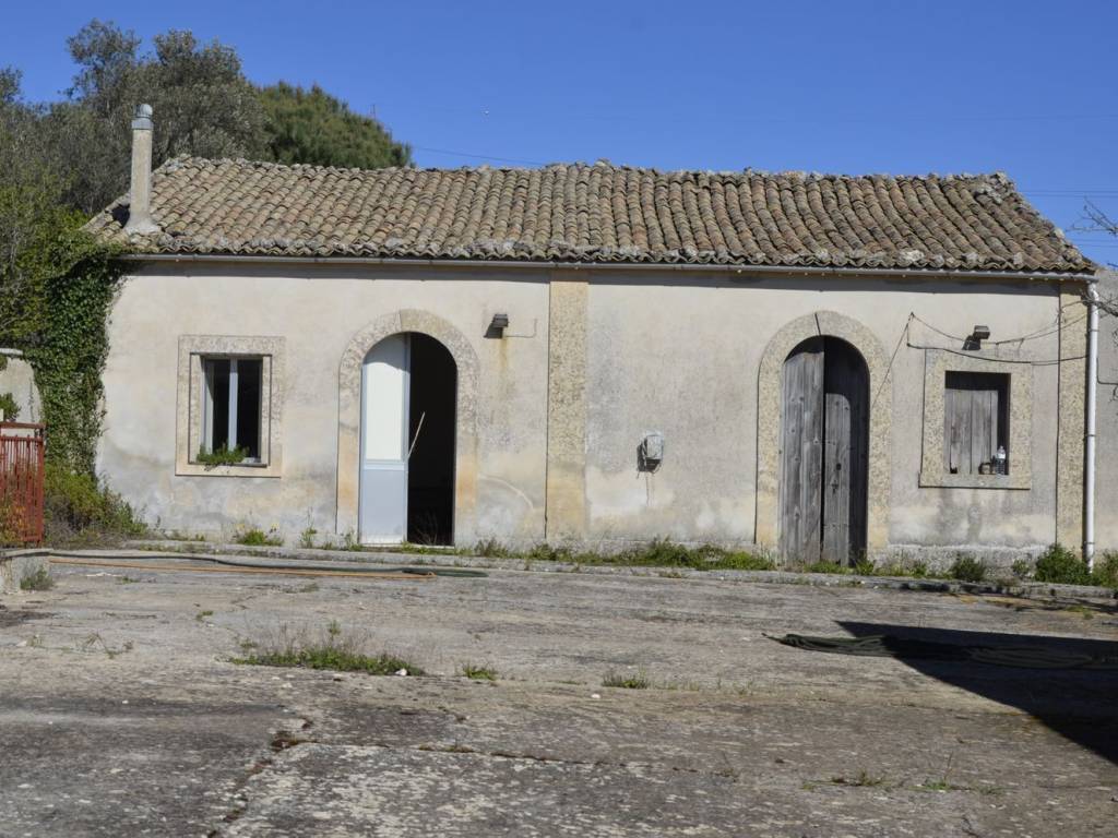 Rustico / casale a Noto in Strada del Castelluccio - Foto 4