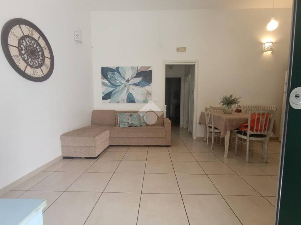 Casa indipendente a Ceglie messapica in Via Giuseppe Di Vittorio, 8 - Foto 2