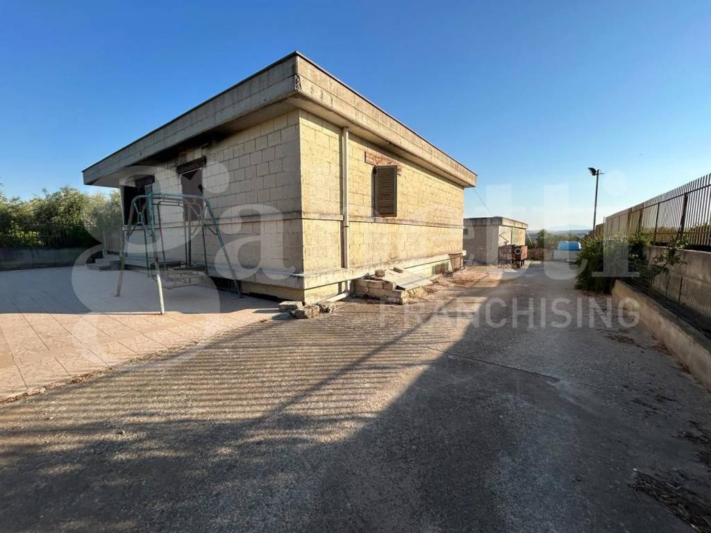 Immobile a Canosa di puglia in STRADA STATALE 93, 111 - Foto 3