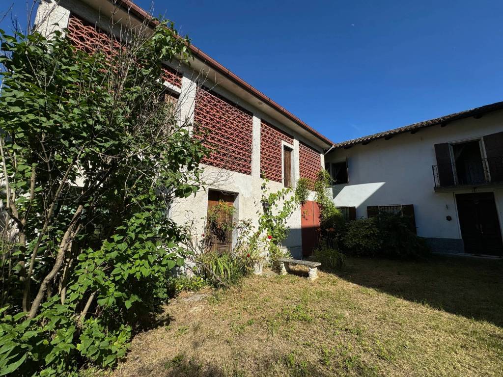 Rustico / casale a Canelli in Via Eugenio Amerio, 6 - Foto 2