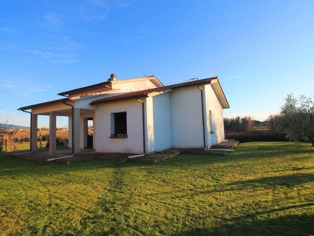Villa a Larciano in Piazza Vittorio Veneto - Foto 2