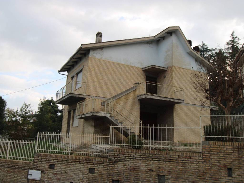 Casa indipendente a Corridonia in Via della Portarella - Foto 2