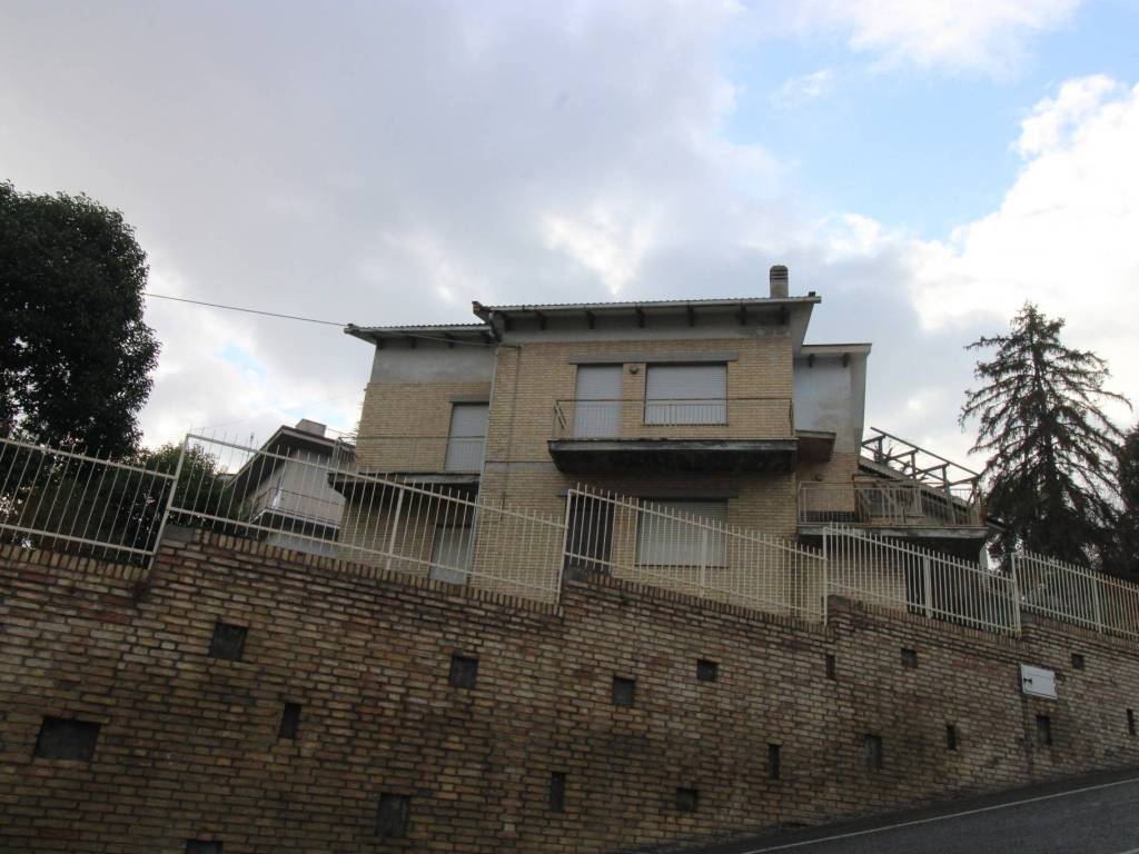 Casa indipendente a Corridonia in Via della Portarella - Foto 3