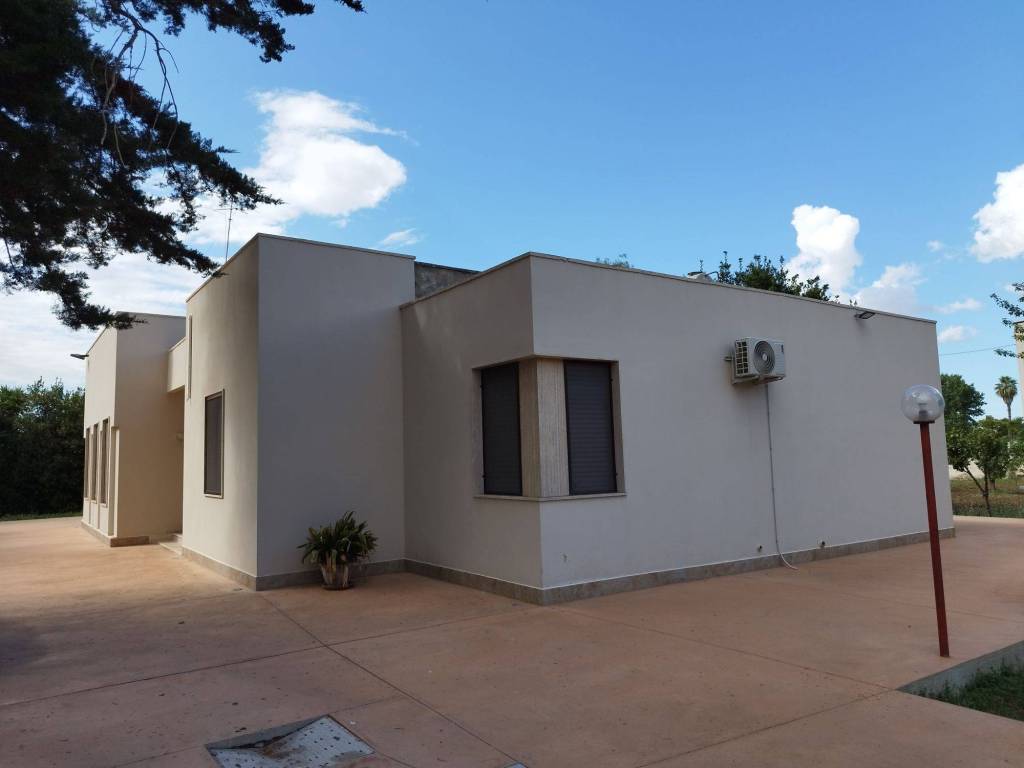 Villa a Galatina in Via Monte Grappa - Foto 2