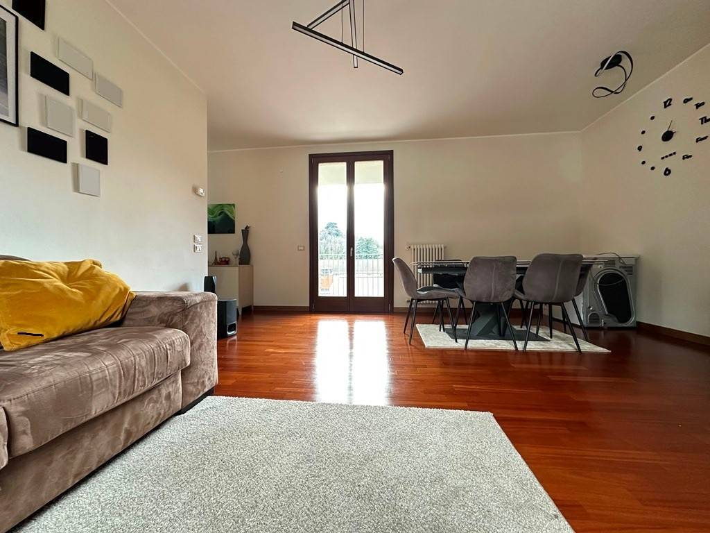 Appartamento a Canzo in Via Alessandro Verza - Foto 3