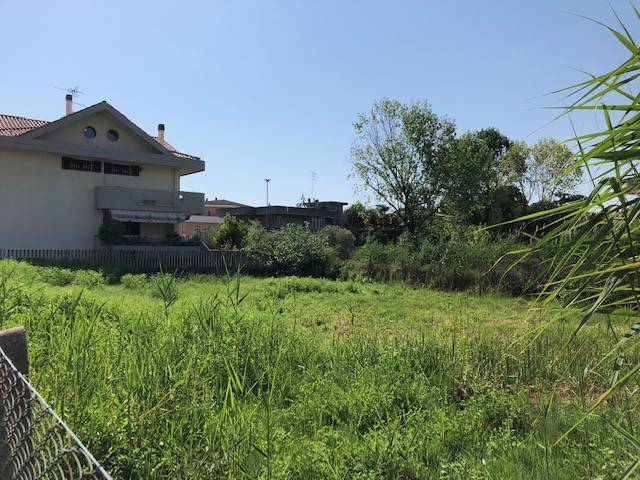 Terreno a Alba adriatica in Via dei Mille, 4 - Foto 3