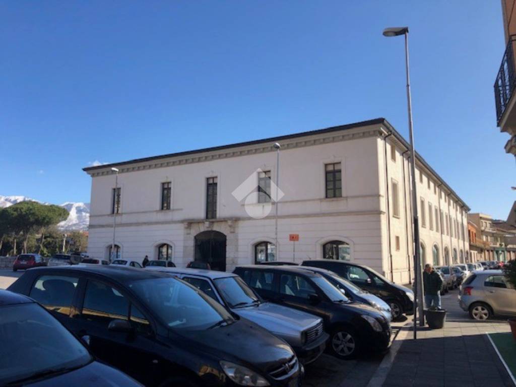 Palazzo / stabile a Sora in Piazza Giuseppe Garibaldi - Foto 2