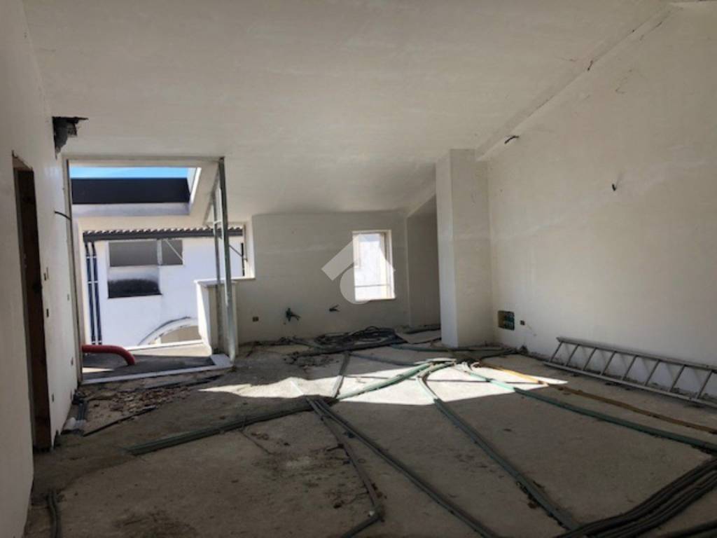 Palazzo / stabile a Sora in Piazza Giuseppe Garibaldi - Foto 3