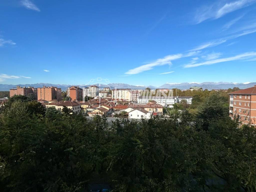 Appartamento a Torino in Via Domenico Coggiola 11 - Foto 2