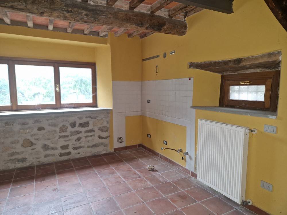 Palazzo / stabile a San romano in garfagnana in Piazza Pelliccioni 2 , - Foto 3