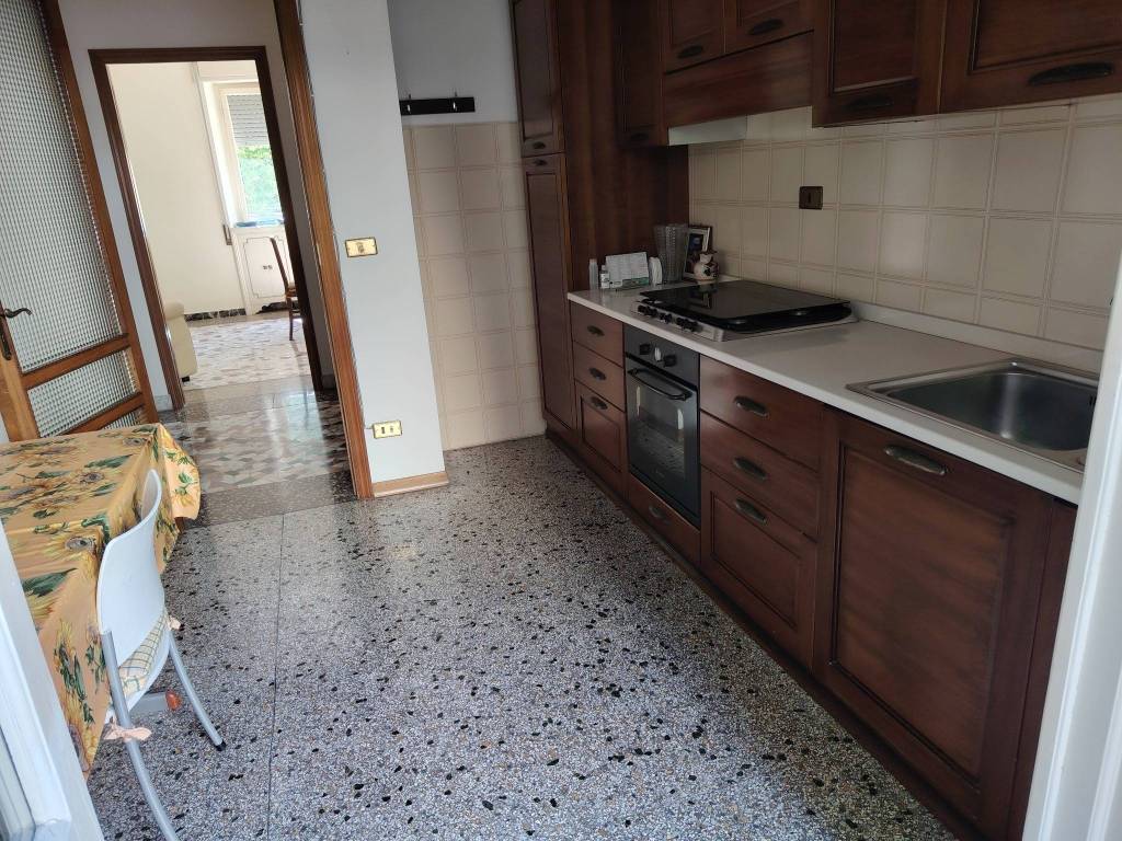 Appartamento a Ancona in Via Generale Raffaele Pergolesi - Foto 4