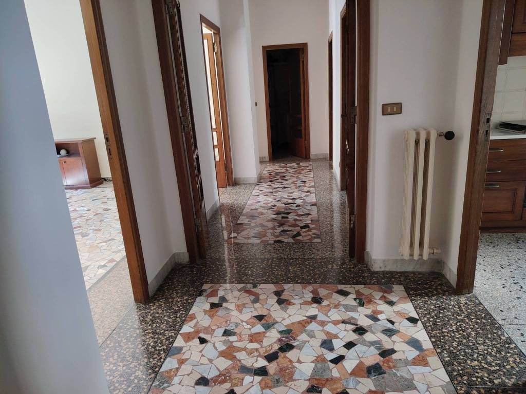 Appartamento a Ancona in Via Generale Raffaele Pergolesi - Foto 5