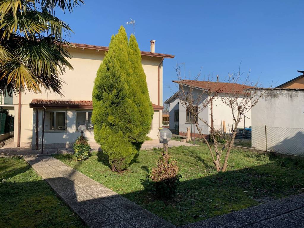 Villa a Mira in Via Padova, 10 - Foto 3