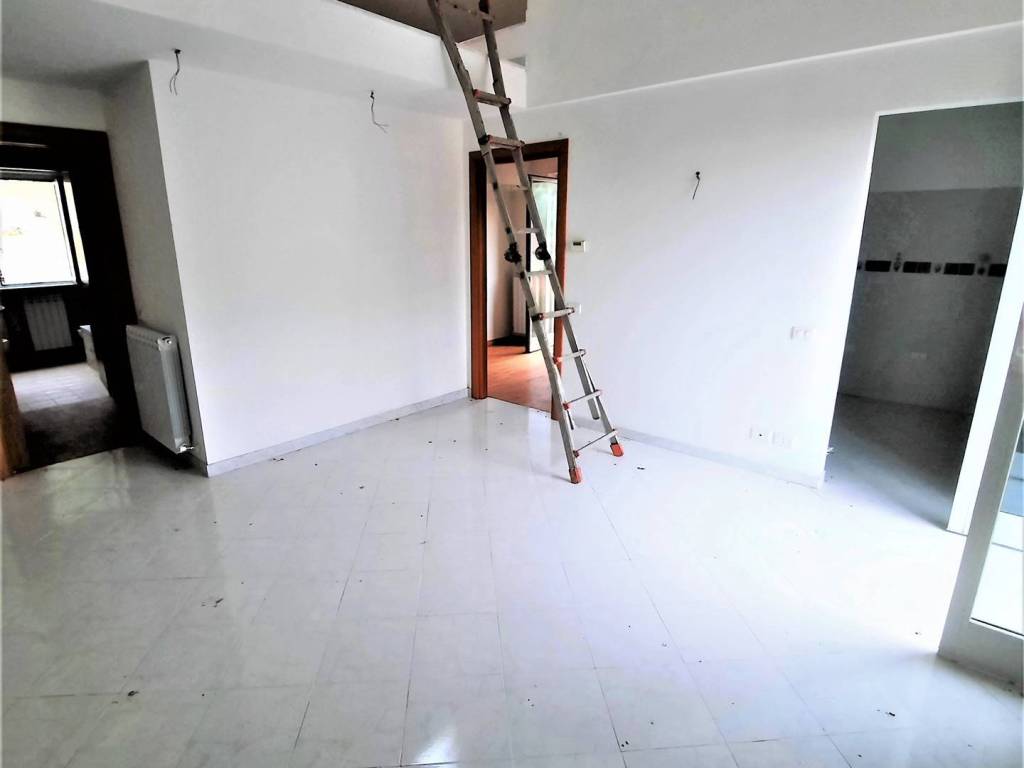 Appartamento a La spezia in VIA MONTEPERTICO - Foto 2