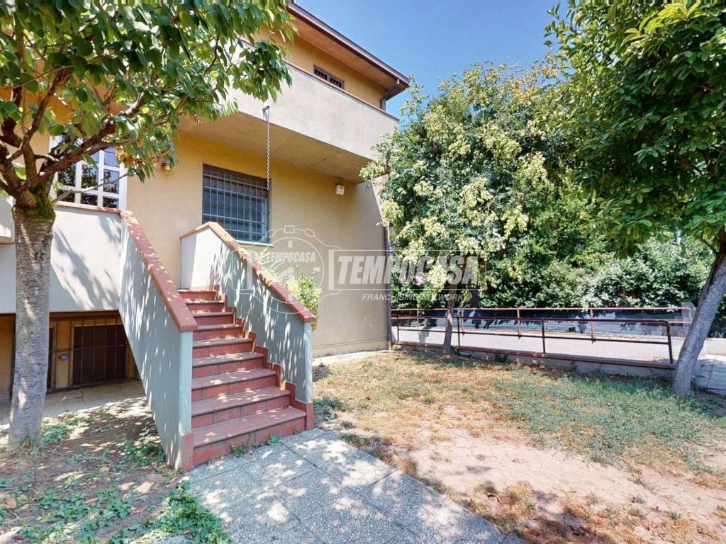 Casa indipendente a Carpi in Via mare di Bering 3 - Foto 2