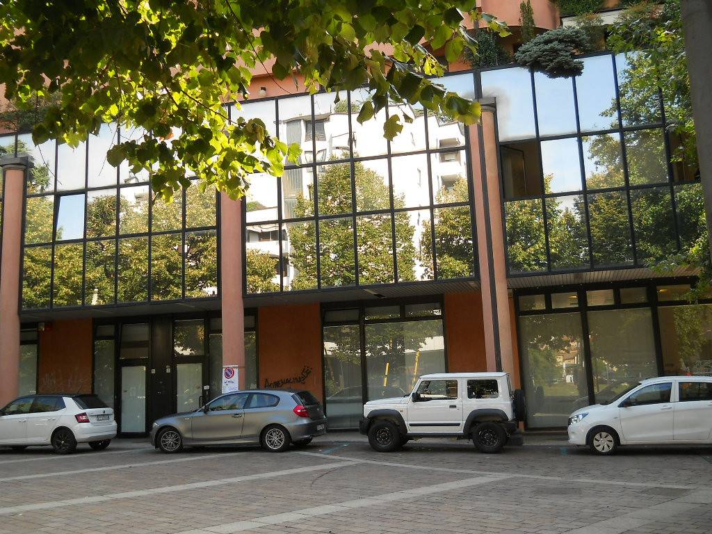 Immobile a Saronno in Piazza Alcide De Gasperi - Foto 2