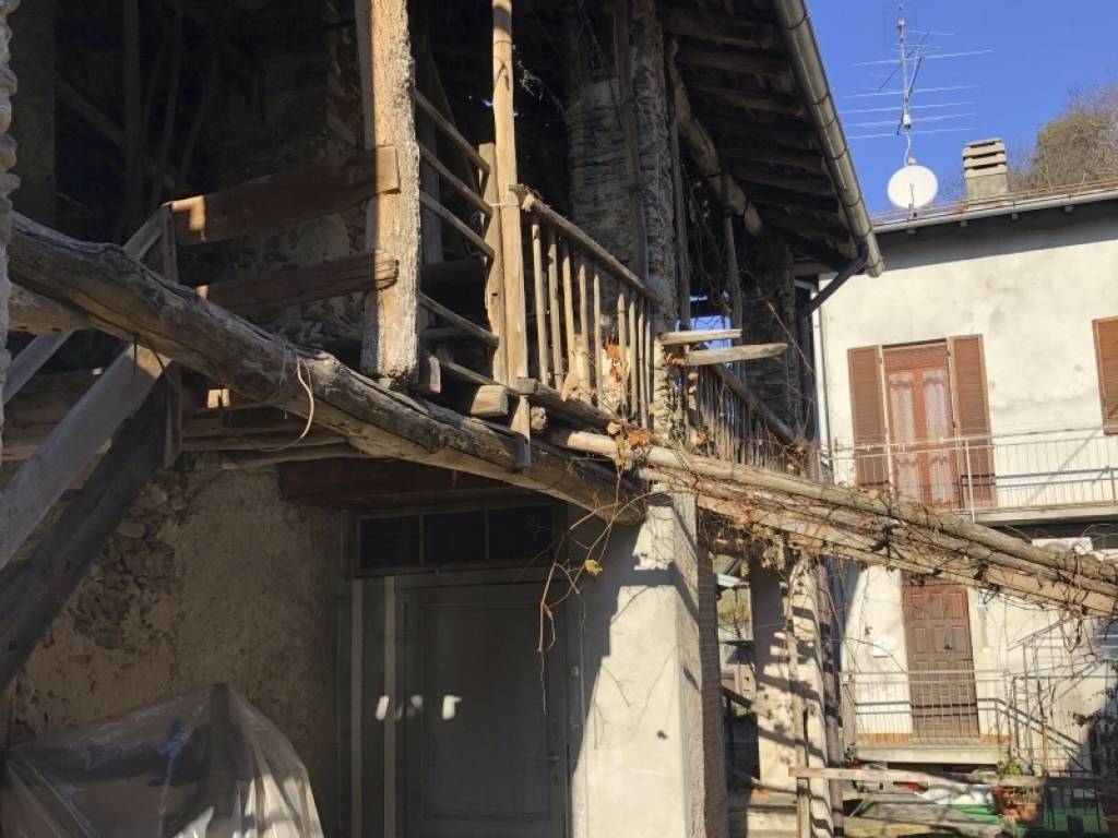 Rustico / casale a Montegrino valtravaglia - Foto 5