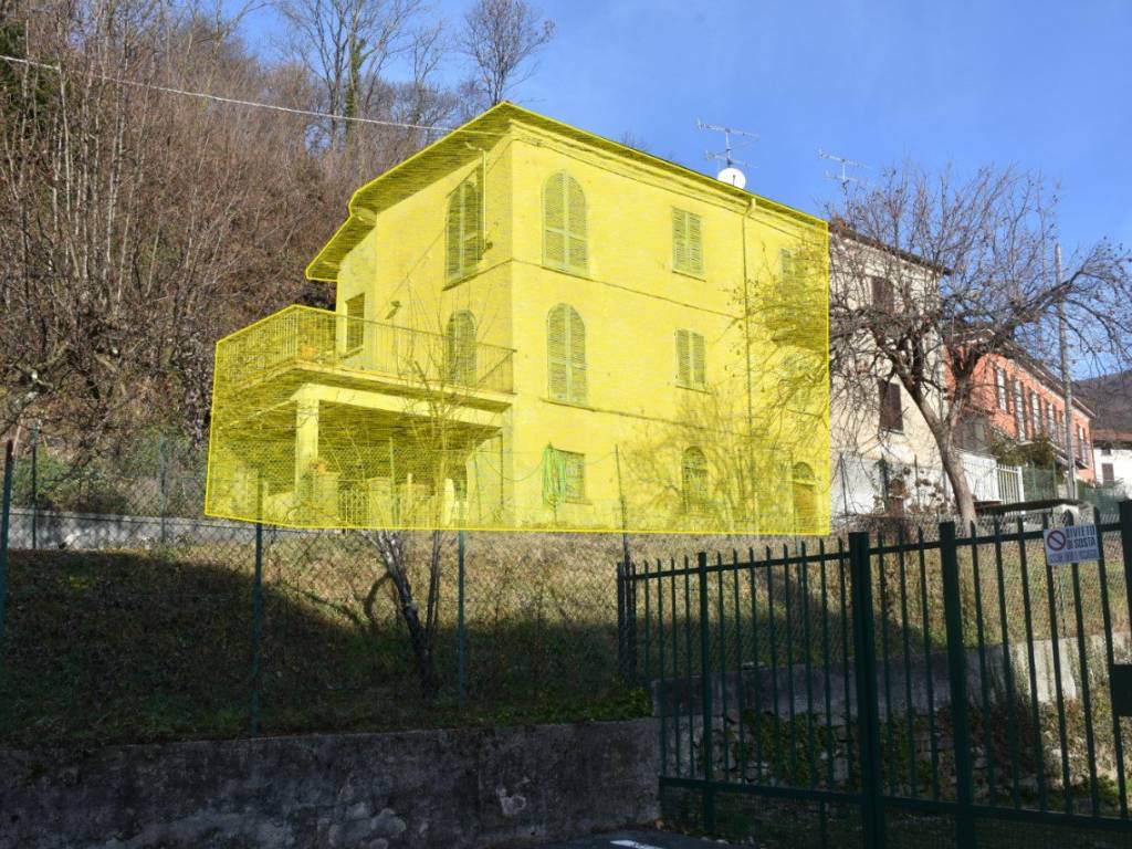 Villa a Dumenza in Via Rimembranze - Foto 3