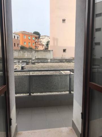 Appartamento a Ancona in Viale Cristoforo Colombo - Foto 3