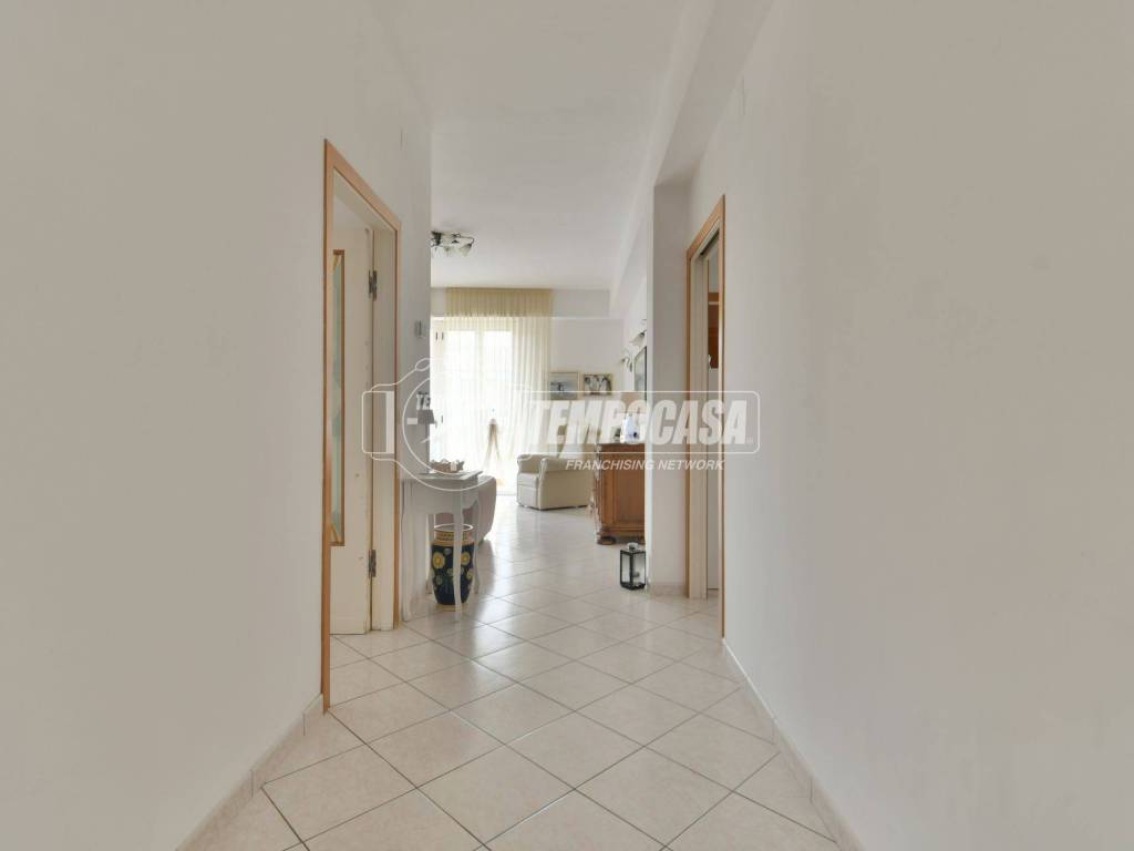 Appartamento a Ascoli piceno in Via Giuseppe Verdi 36 - Foto 4