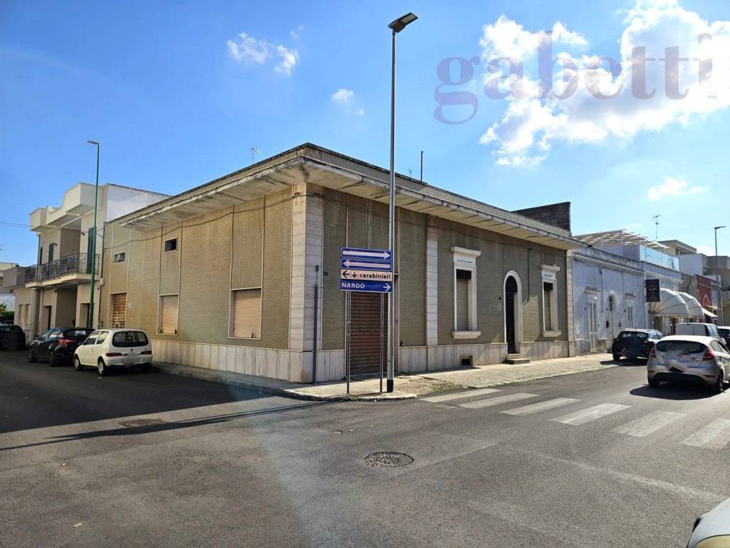 Casa indipendente a Copertino in Via Corsica ang. via Lucania, 162 - Foto 2